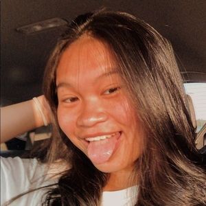 Meet your Posher, Micole